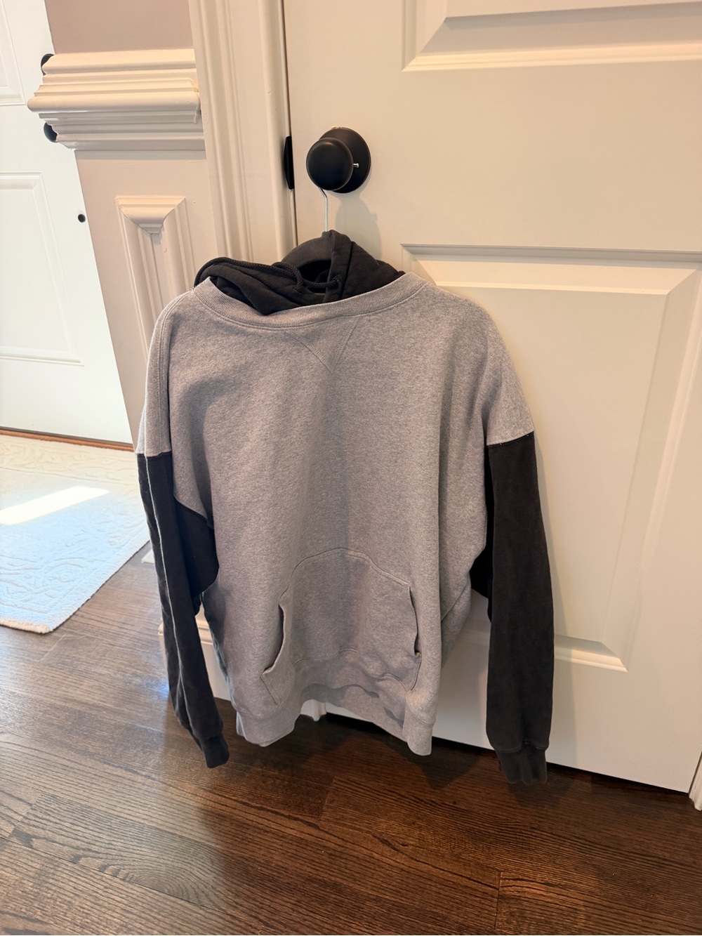 Brandy Melville Charcoal Gray & Black Hooded Pullover